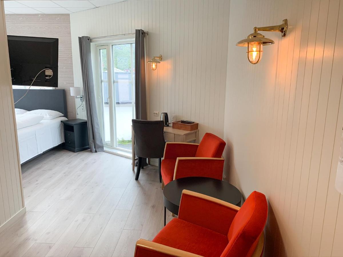 Mefjord Brygge Hotel Mefjordvær Екстериор снимка