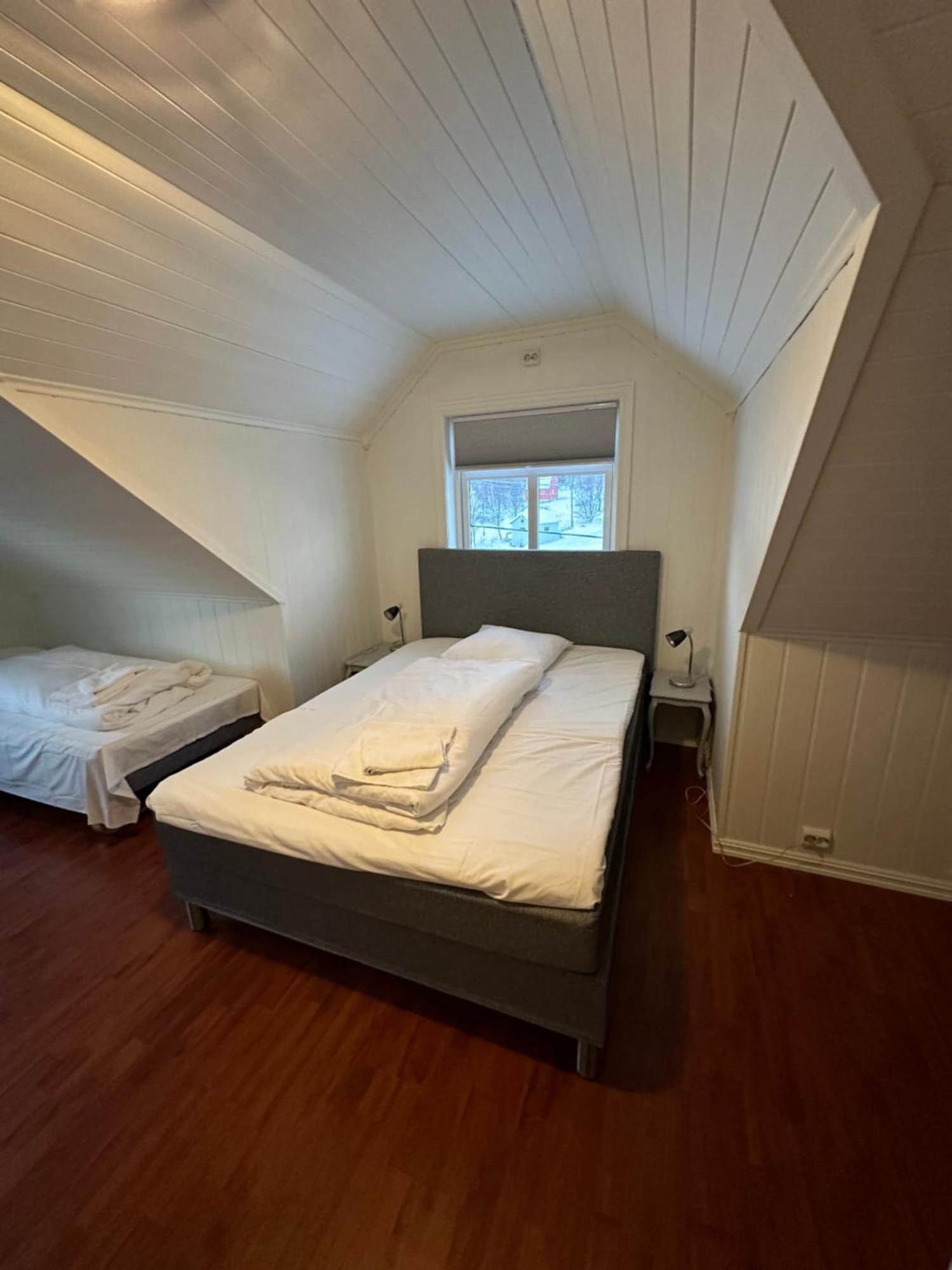 Mefjord Brygge Hotel Mefjordvær Екстериор снимка
