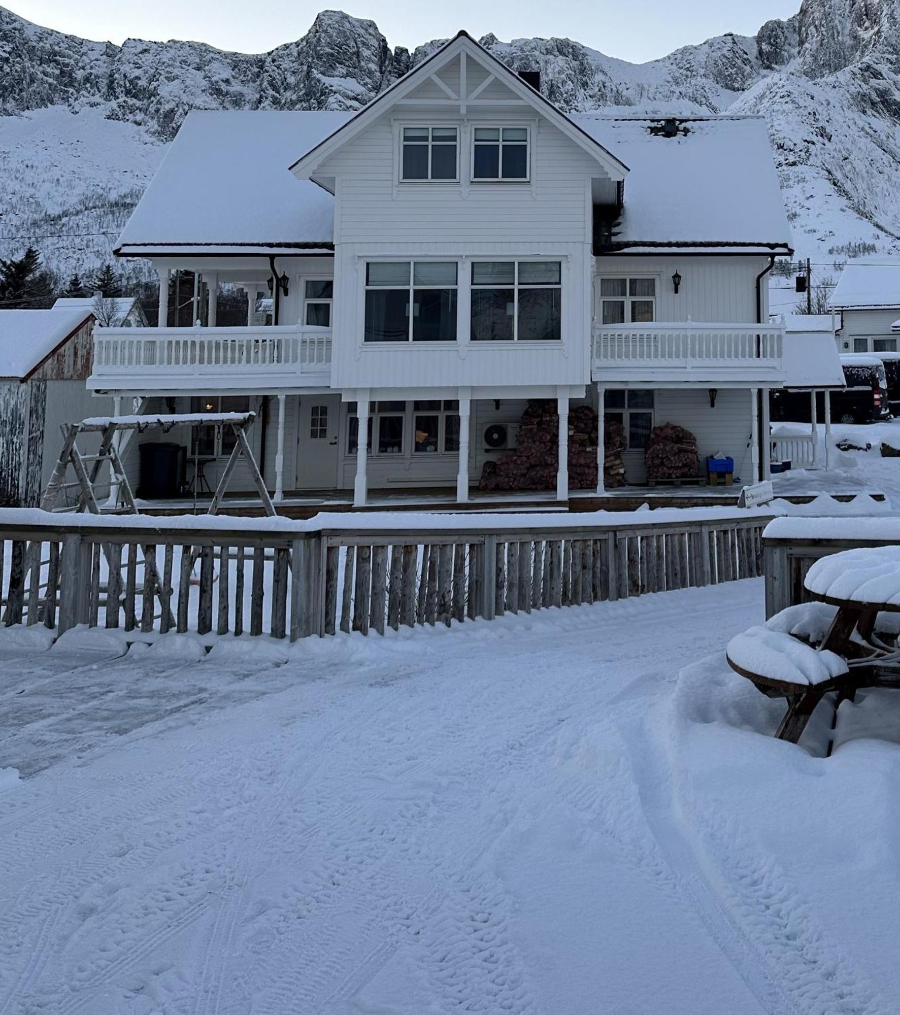 Mefjord Brygge Hotel Mefjordvær Екстериор снимка