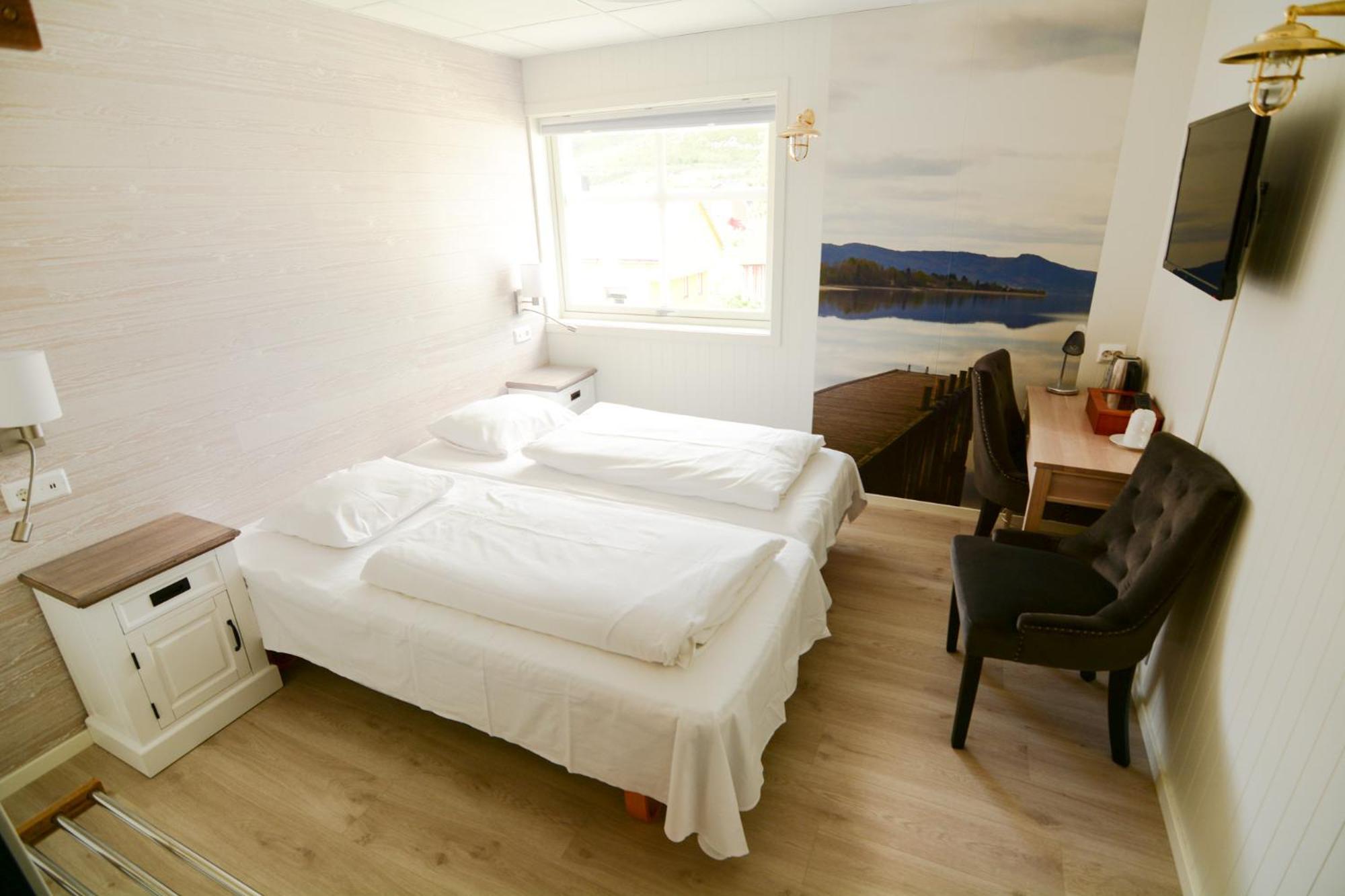 Mefjord Brygge Hotel Mefjordvær Екстериор снимка